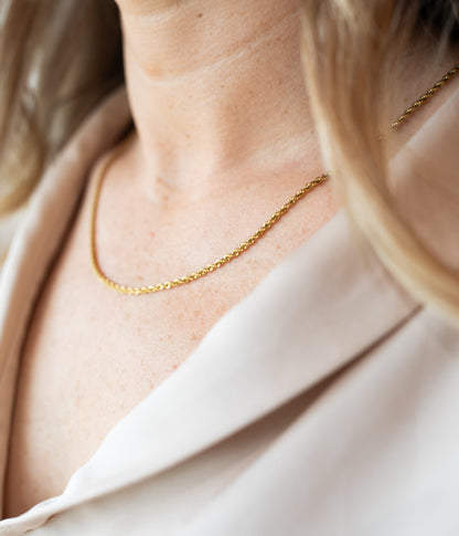 Essential Rope Gold Chain Necklace